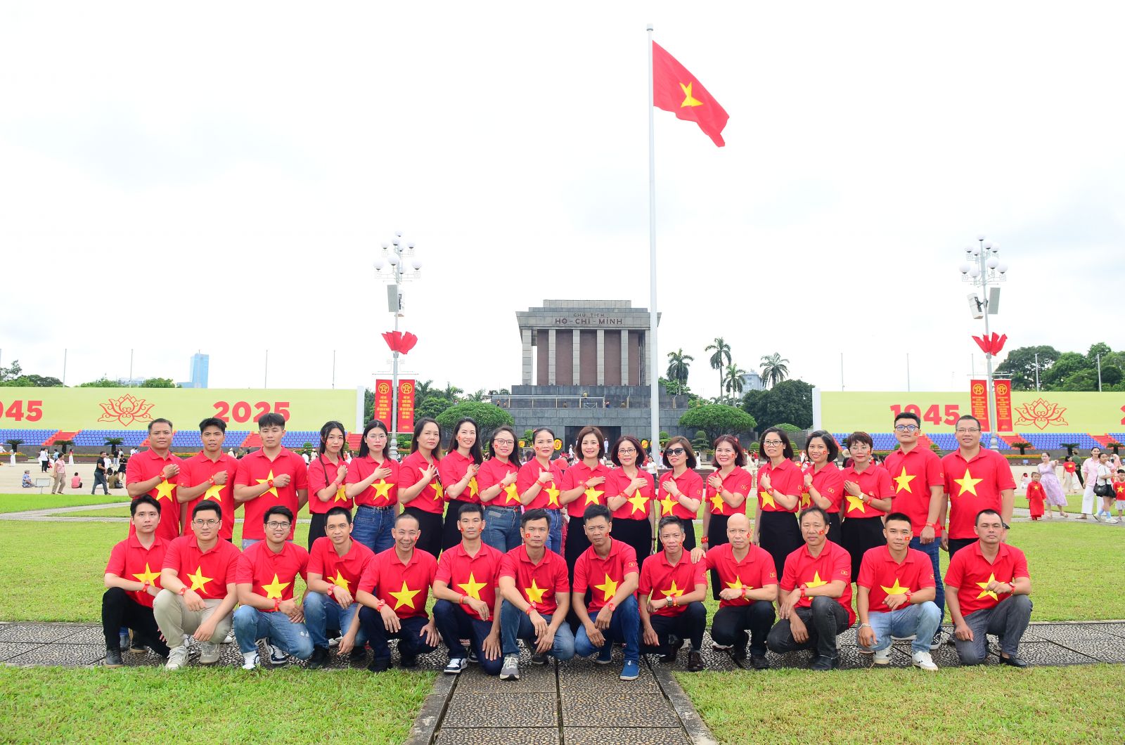 Kỷ niệm 80 năm Cách mạng tháng Tám và Quốc khánh 2/9 _1